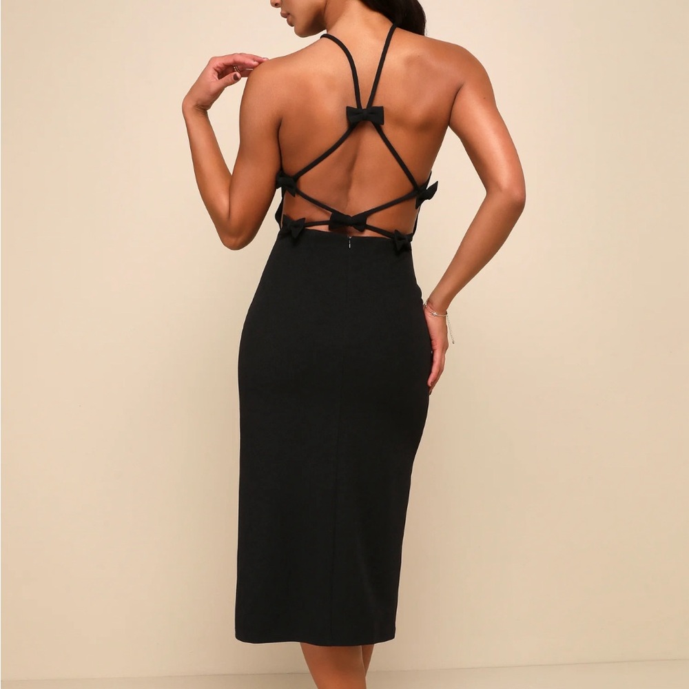 Lulu’s Black Strappy, Stretchy Formal Dress with Bows